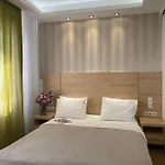 Laurus Airport Tuzla Motel