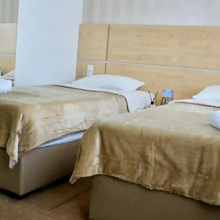 Hotel Laurus Near Tuzla Airport 3*