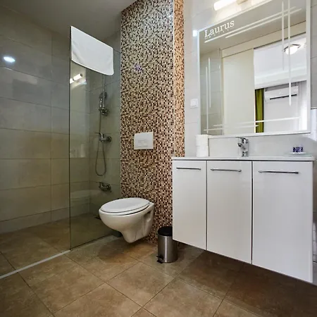 Laurus Airport Tuzla Motel Zivinice