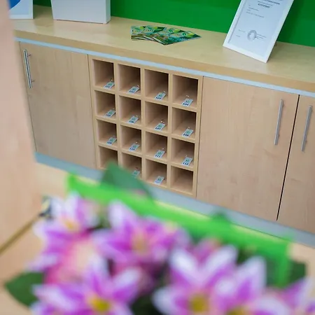 Motell Laurus Airport Tuzla 3*