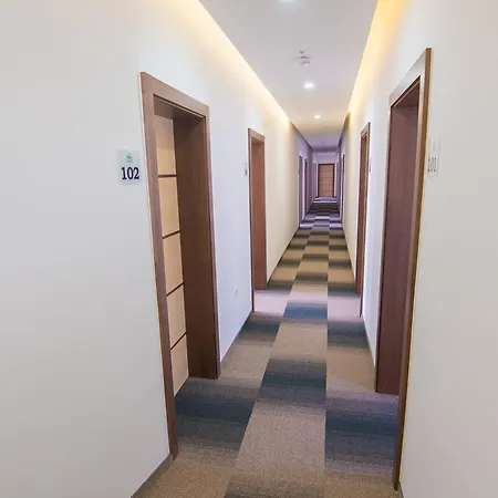 Laurus Airport Tuzla 3* Zivinice